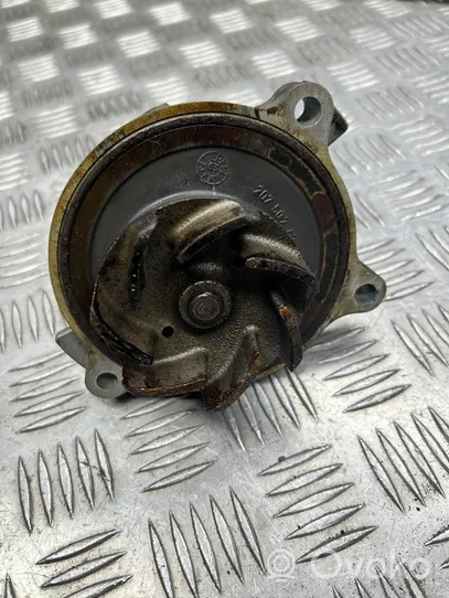 Volvo 850 Pompe de circulation d'eau 074121019C