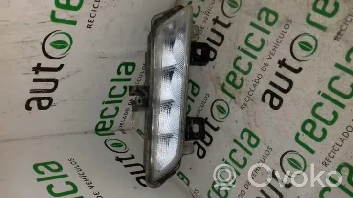 Renault Captur Front indicator light 