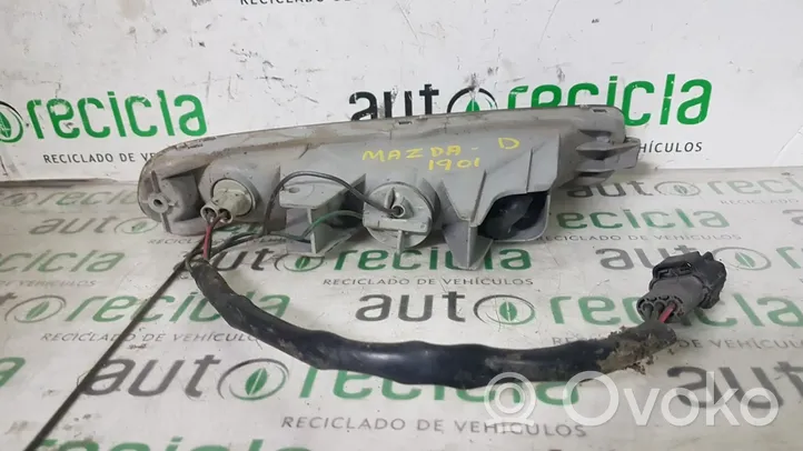 Mazda 323 Indicatore di direzione anteriore 