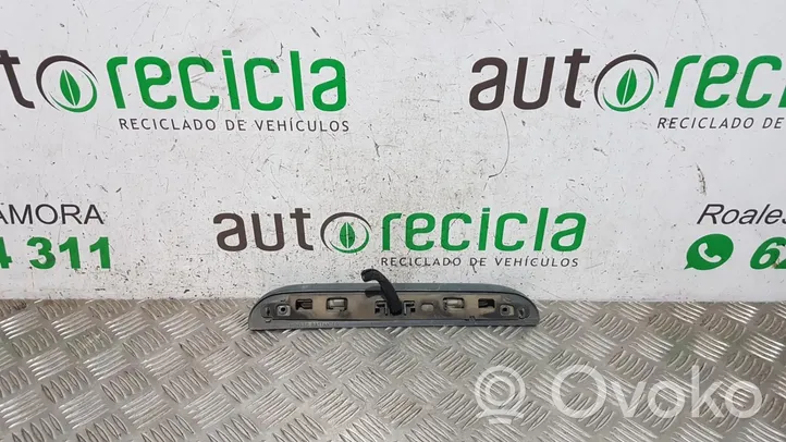 Renault Kangoo I Luce targa 8200103259