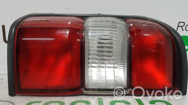 Nissan Patrol Y61 Lampa tylna 