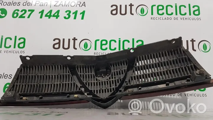 Alfa Romeo AR6 Grille de calandre avant 