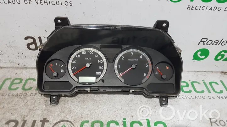 Nissan Patrol Y61 Compteur de vitesse tableau de bord 24812VC200