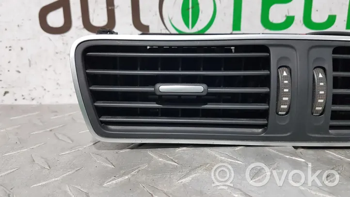 Volkswagen PASSAT Dash center air vent grill S0911438