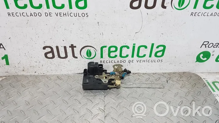 Chevrolet Lanos Rear door lock 