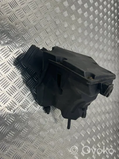 Audi S5 Air filter box 8K0133837