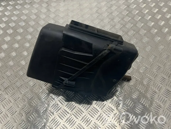 Audi A8 S8 D3 4E Scatola del filtro dell’aria 4E0133823N