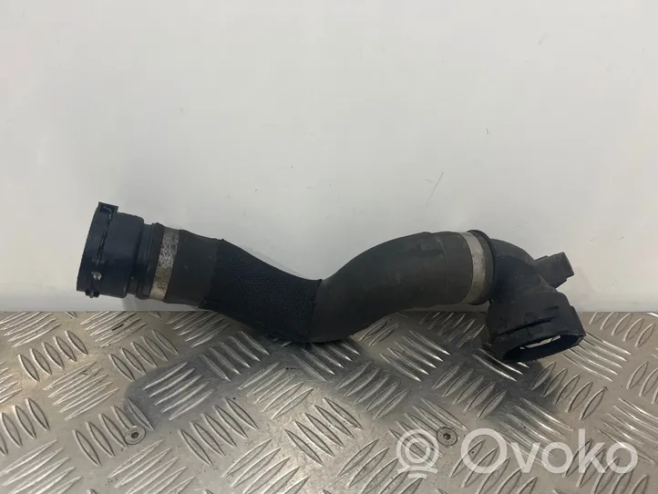 Audi Q5 SQ5 Tuyau de liquide de refroidissement moteur 8R0121049M