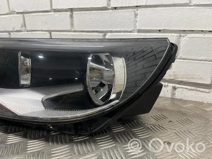 Volkswagen Tiguan Lampa przednia 5N1941005