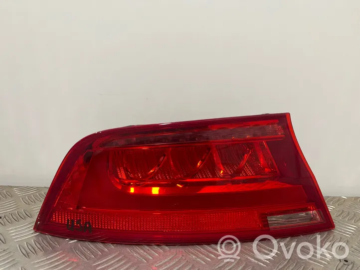 Audi A7 S7 4G Aizmugurējais lukturis virsbūvē 4G8945095A
