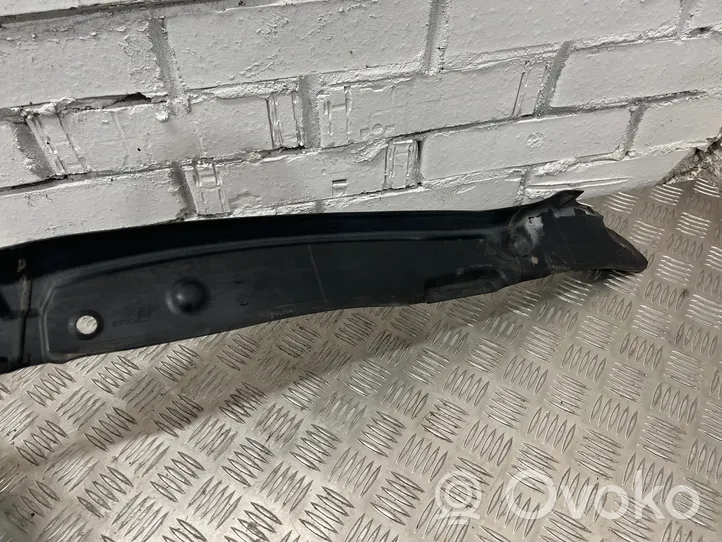 Audi Q7 4L Rivestimento dell’estremità del parafango 4L0821112