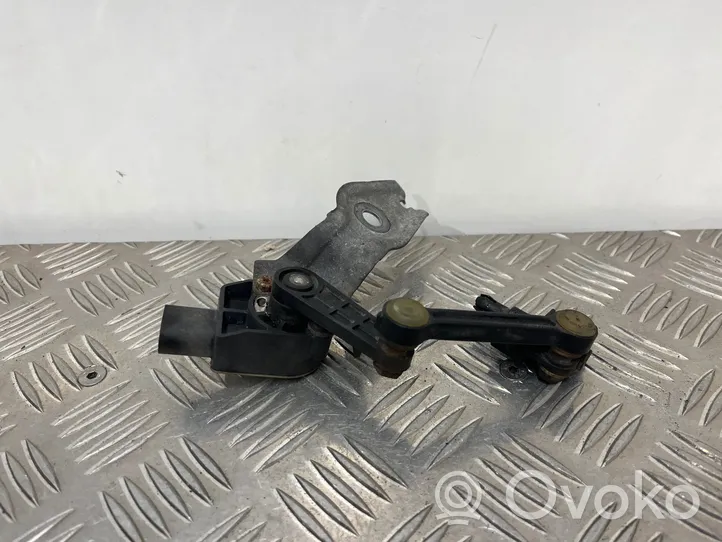 Audi Q7 4L Sensor de nivel del faro delantero/principal 7L6616213