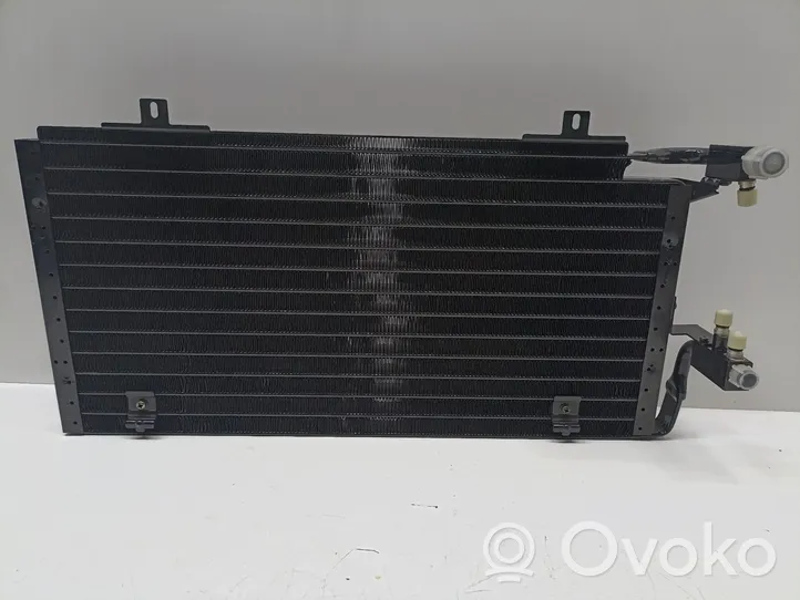 Audi 80 90 B3 Радиатор охлаждения кондиционера воздуха 893260403F