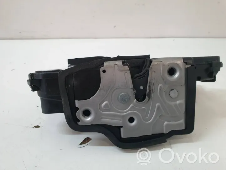 Volkswagen Polo VI AW Zamek drzwi przednich 10B837015