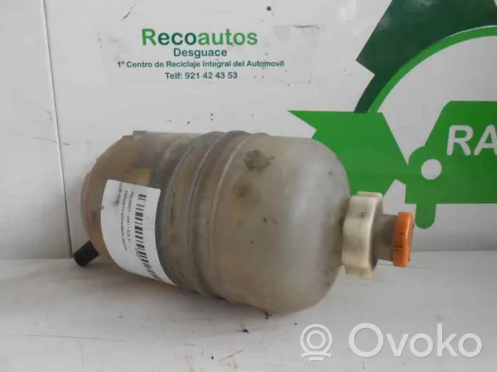 Peugeot 205 Vase d'expansion / réservoir de liquide de refroidissement 9153890580