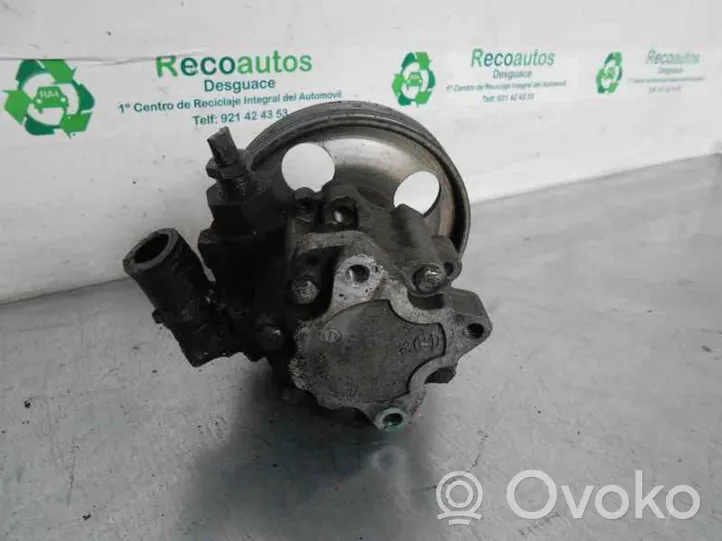 Citroen C8 Pompe de direction assistée 9647953580