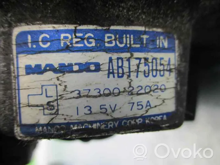 Hyundai Accent Generatore/alternatore 3730022020