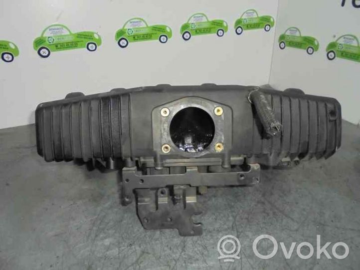 BMW 7 E38 Collettore di aspirazione 112611707028