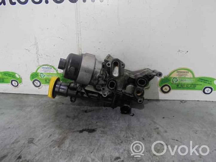 Opel Combo C Supporto di montaggio del filtro dell’olio A4K29P3467