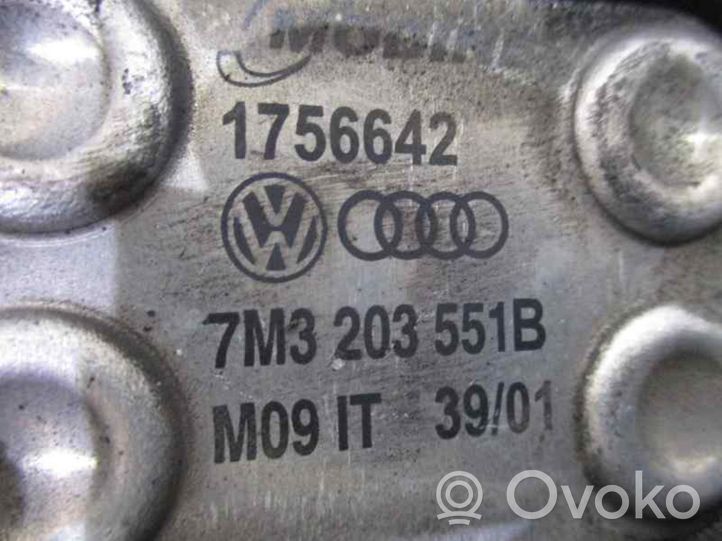 Volkswagen Sharan Moottoriöljyn jäähdytinlaite 7M3203551E