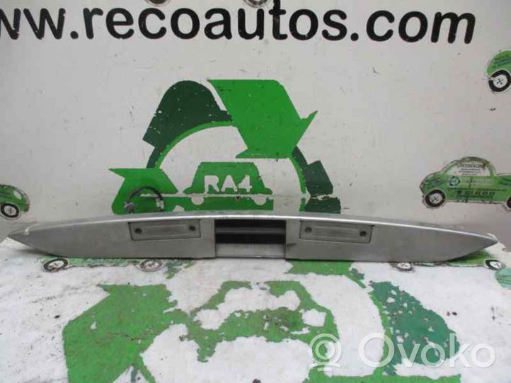 Chevrolet Tacuma Tailgate trunk handle 96310352