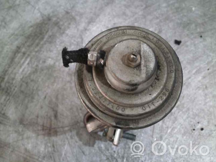 Volkswagen Caddy EGR valve 038131501