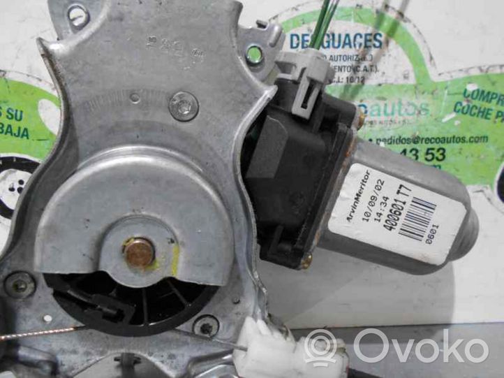 Nissan Almera N16 Alzacristalli della portiera anteriore con motorino 400601T7