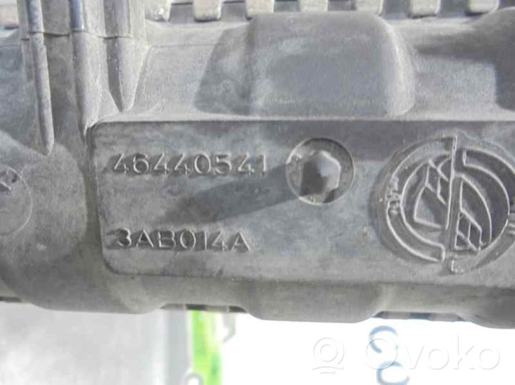 Fiat Palio Jäähdyttimen lauhdutin 46440541