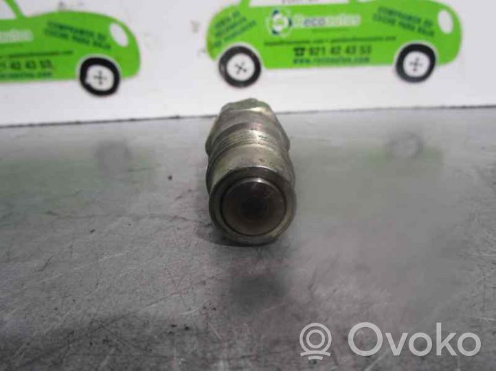 Nissan Primera Fuel injector 71A1361