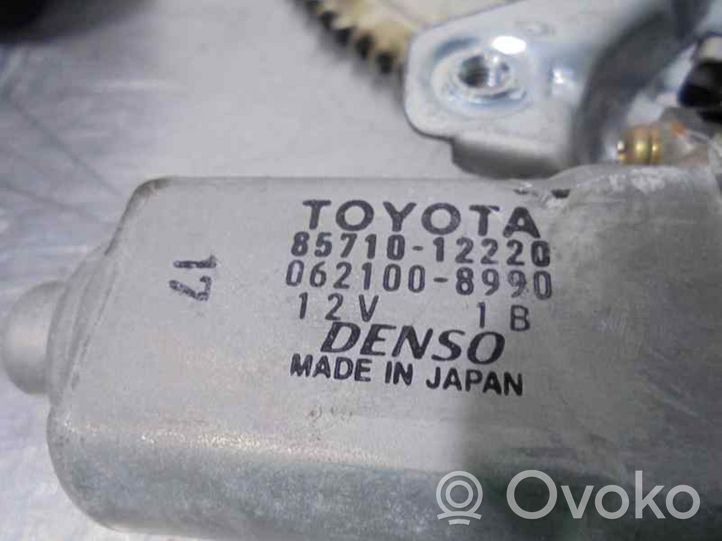Toyota Corolla E110 Podnośnik szyby drzwi z silniczkiem 8571012220