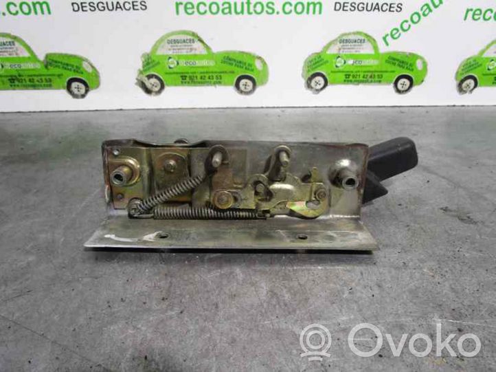 Volkswagen II LT Manecilla interna puerta trasera 9017400135