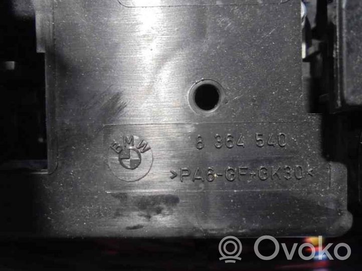 BMW 3 E36 Module de fusibles 8364540