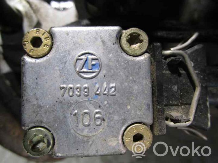 Opel Omega B1 Hammastanko 90538728