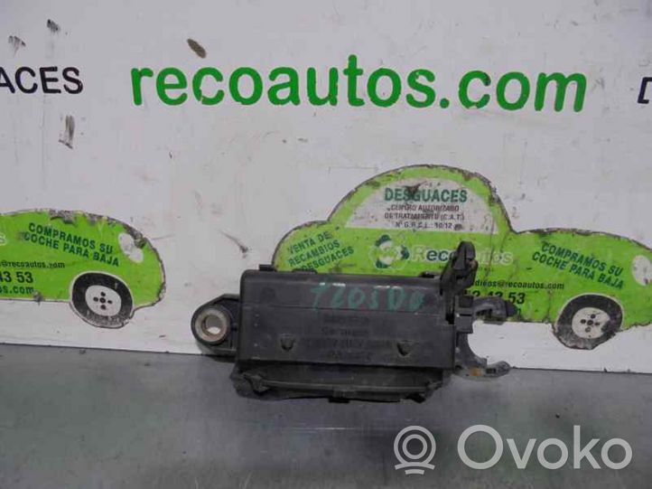 Audi 80 B1 Maniglia esterna per portiera anteriore 893837206A