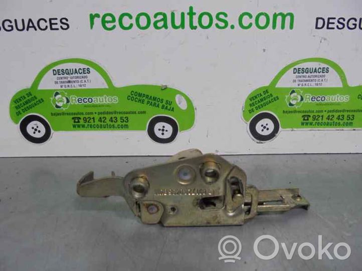 Mercedes-Benz 100 W631 Rear door lock 6317200435