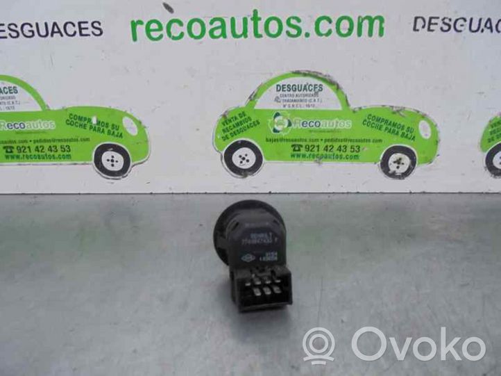 Renault Kangoo III Bouton de commutateur rétroviseur latéral 7700847433F