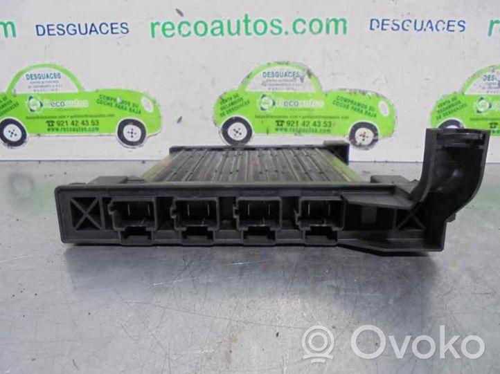 Renault Espace IV Lämpöpuhaltimen moottorin vastus 5240987301