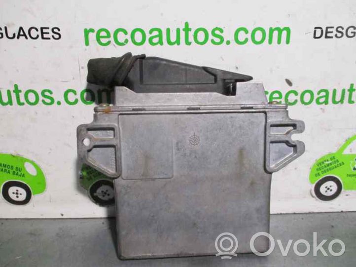 Renault Kangoo III Sterownik / Moduł ECU 7700104956