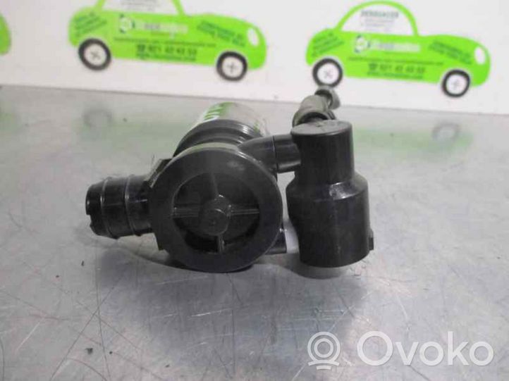 Volvo V40 Pompa dell’acqua 1026810001