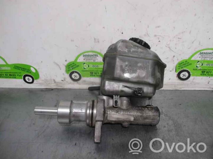 Volkswagen Crafter Cilindro del sistema frenante A0004317601