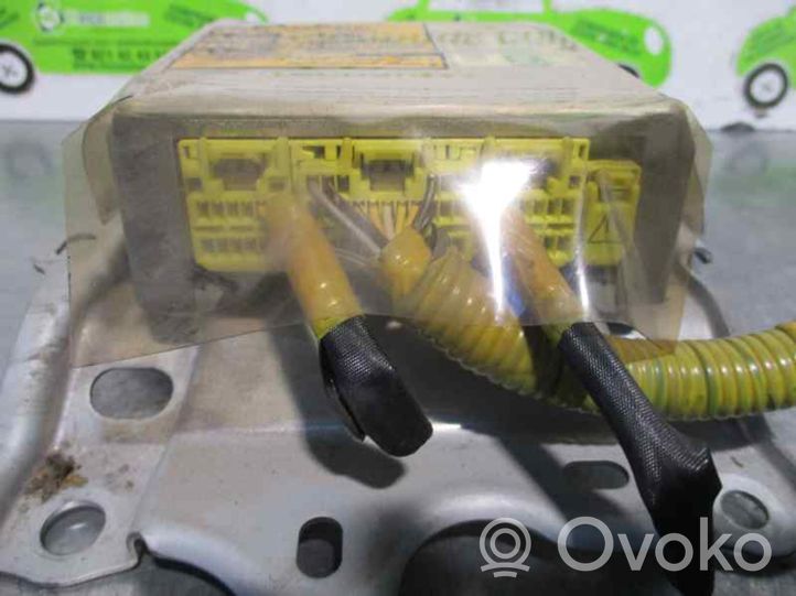 Toyota Prius (XW10) Module de contrôle airbag 8917047050