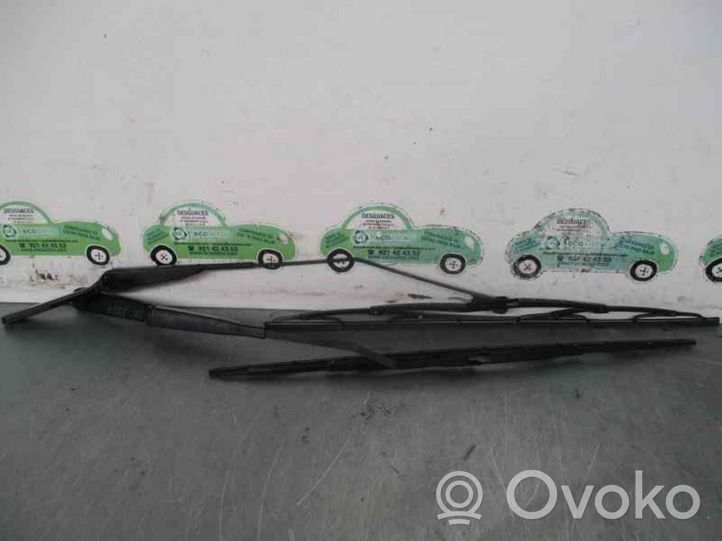 Citroen Berlingo Front wiper blade arm 80007467