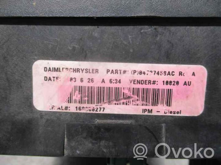 Chrysler Grand Voyager IV Fuse module 04727480AC