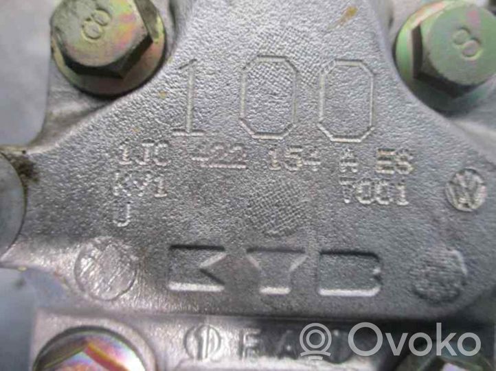 Audi A3 S3 8P Ohjaustehostimen pumppu 1T0422154A