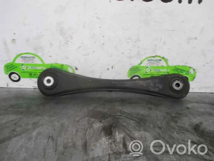 Audi A4 S4 B5 8D Braccio di controllo sospensione posteriore 8E0501529G