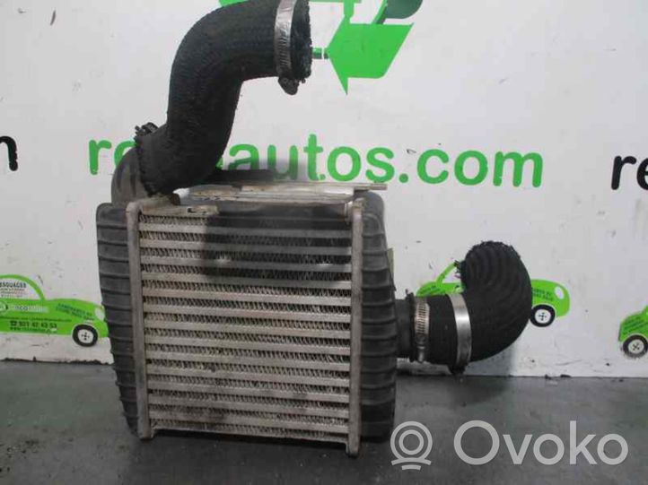 Hyundai Trajet Chłodnica powietrza doładowującego / Intercooler 2827027110