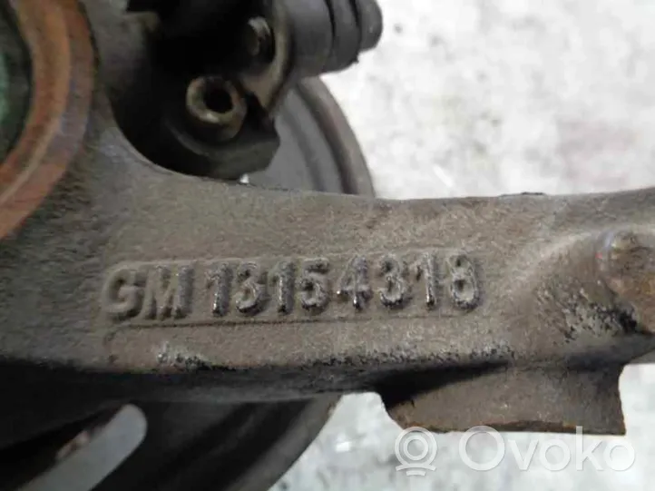 Opel Corsa C Zwrotnica koła przedniego 13154318