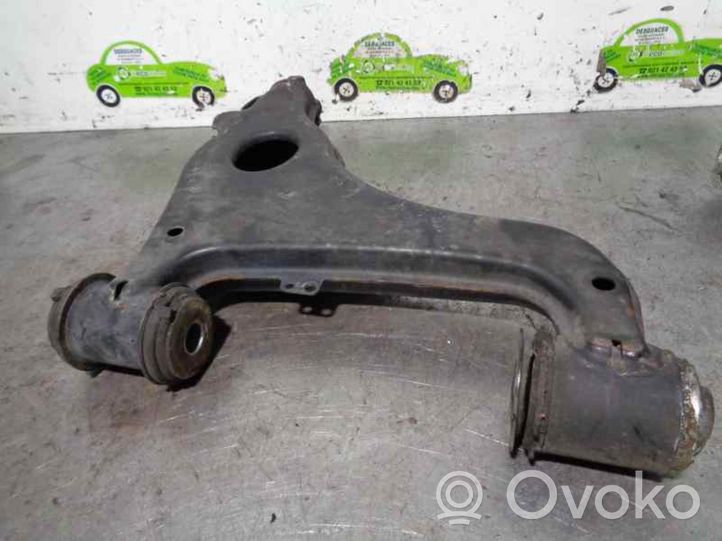 Mercedes-Benz E W210 Braccio di controllo sospensione anteriore 00612R8405