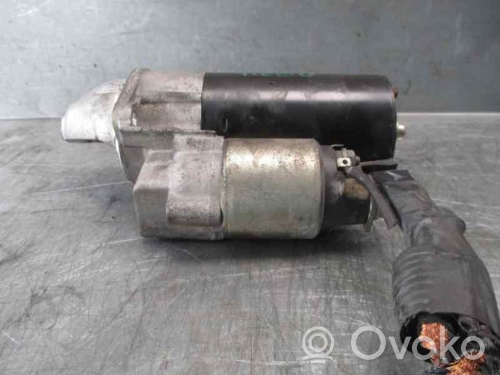 Mercedes-Benz B W245 Starter motor A0051517401