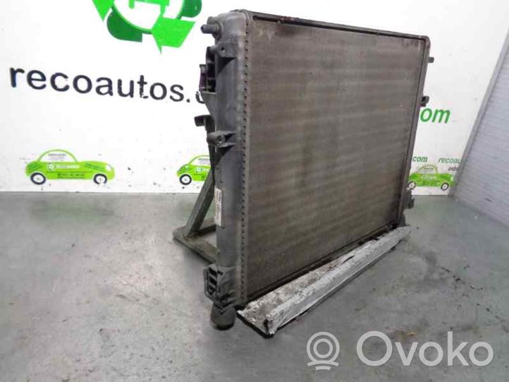 Renault Clio III Coolant radiator 8200156548